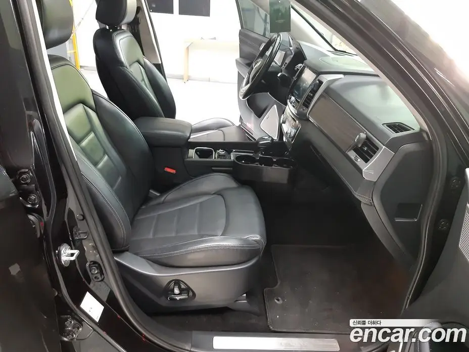 SsangYong Rexton 2018 2.2 автомат (гидро), фото 13