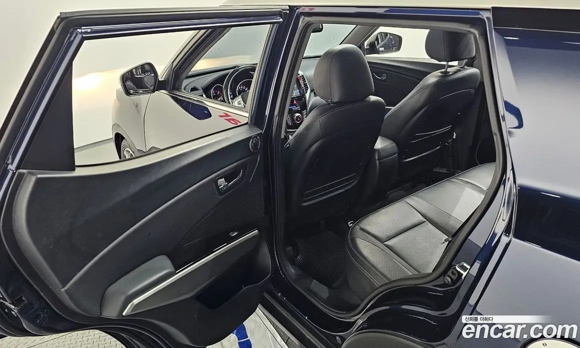 SsangYong TIBOLI 2015 1.6 автомат (гидро), фото 17