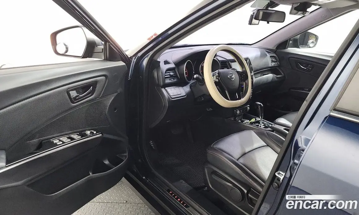 SsangYong TIBOLI 2017 1.6 автомат (гидро), фото 13 SsangYong TIBOLI 2017 1.6 автомат (гидро), фото 13