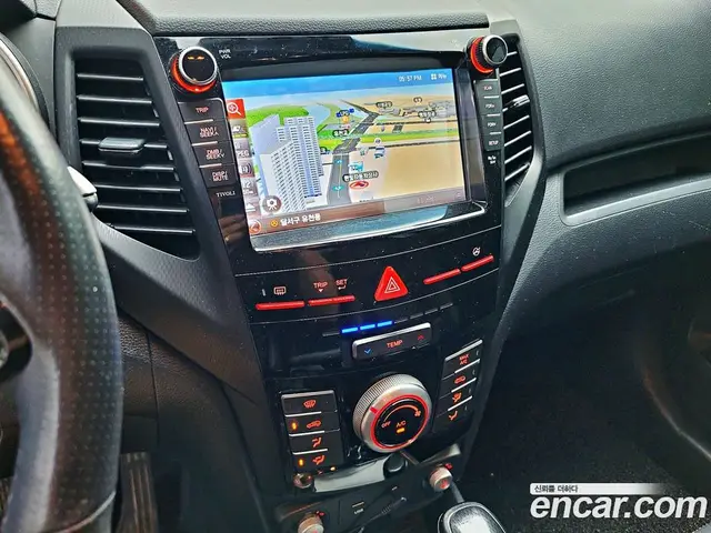 SsangYong TIBOLI 2017 1.6 автомат (гидро), миниатюра 12