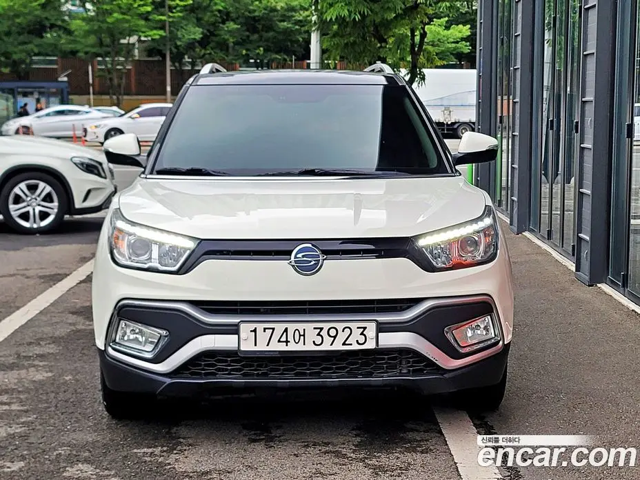 SsangYong TIBOLI 2017 1.6 автомат (гидро), фото 3 SsangYong TIBOLI 2017 1.6 автомат (гидро), фото 3