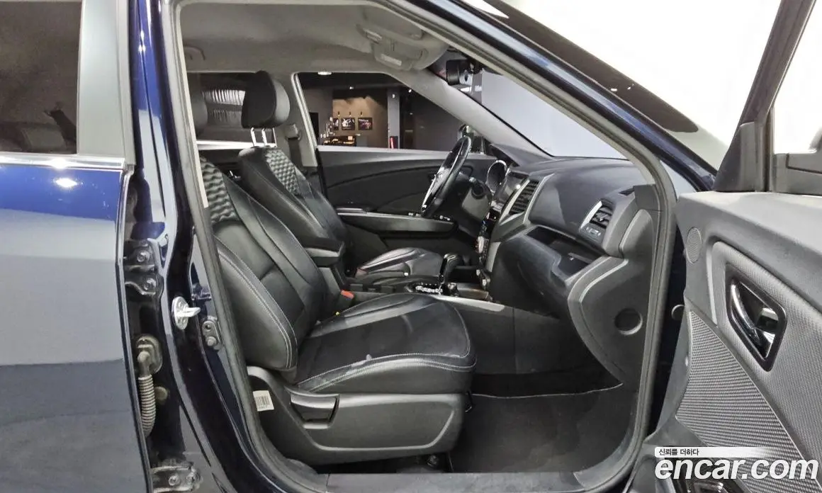 SsangYong TIBOLI 2017 1.6 автомат (гидро), фото 12 SsangYong TIBOLI 2017 1.6 автомат (гидро), фото 12