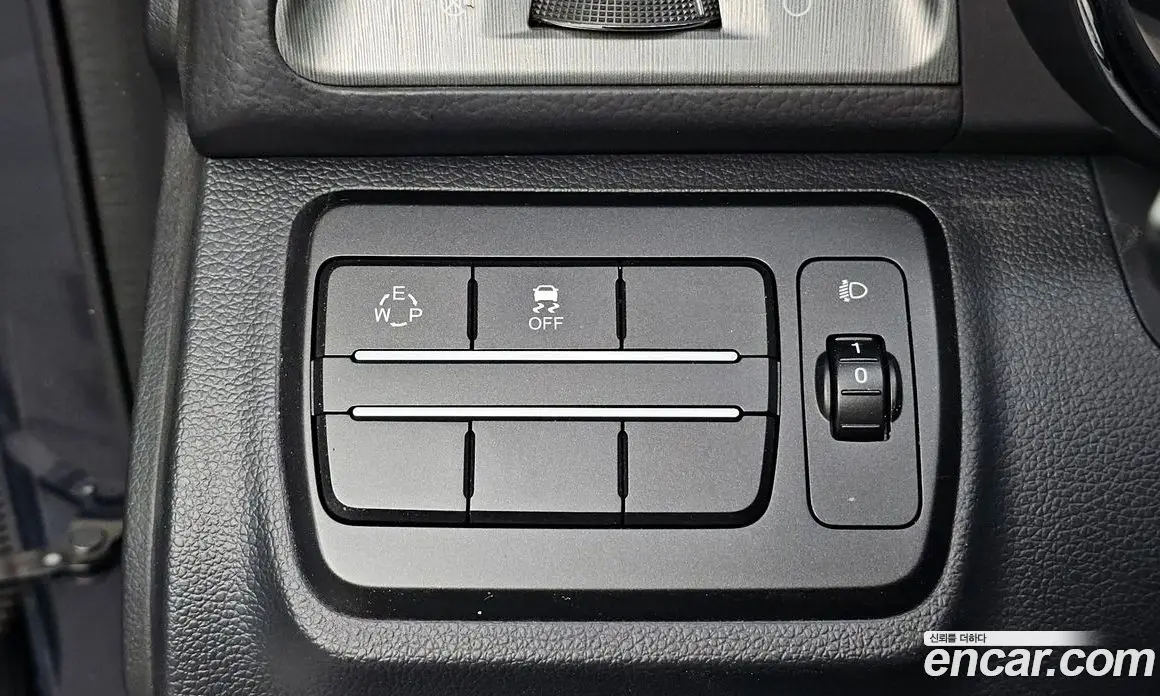 SsangYong TIBOLI 2017 1.6 автомат (гидро), фото 14 SsangYong TIBOLI 2017 1.6 автомат (гидро), фото 14