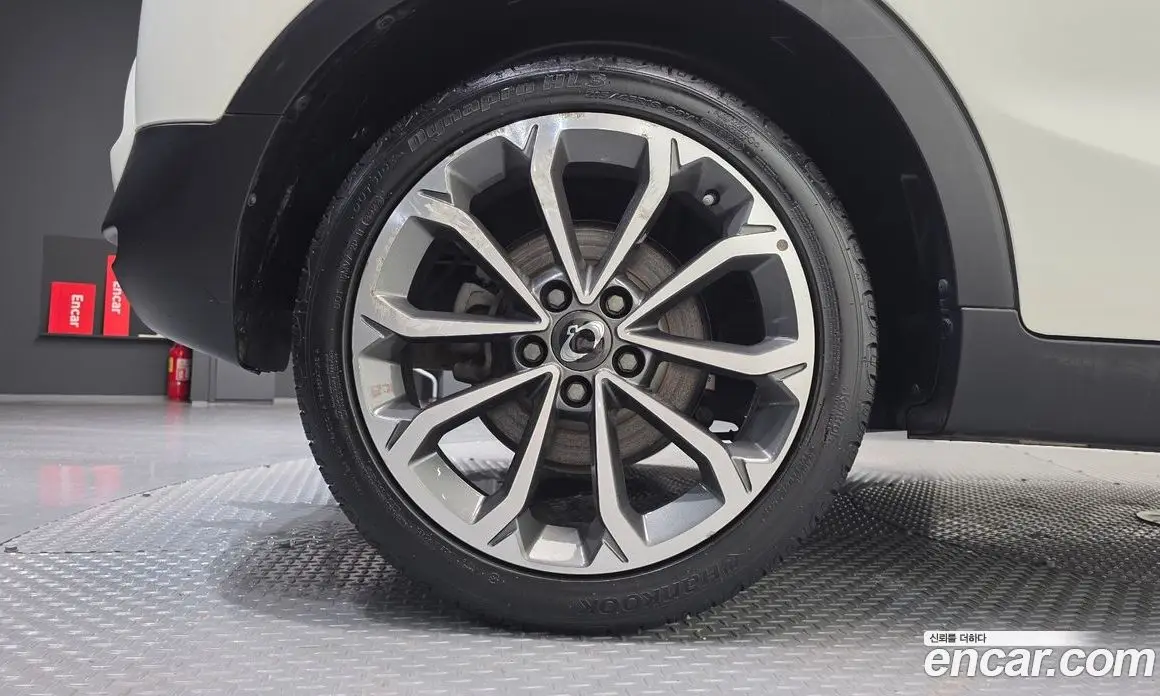 SsangYong TIBOLI 2017 1.6 автомат (гидро), фото 5 SsangYong TIBOLI 2017 1.6 автомат (гидро), фото 5