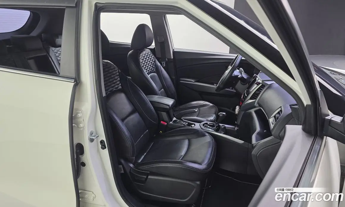 SsangYong TIBOLI 2018 1.6 автомат (гидро), фото 12