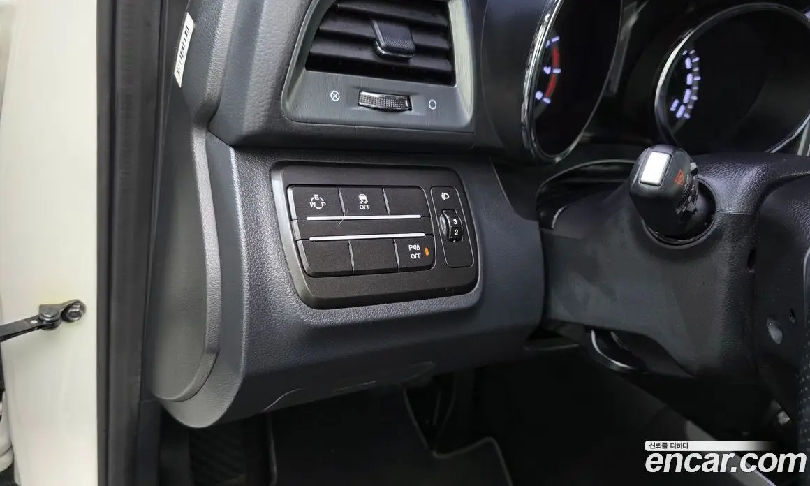 SsangYong TIBOLI 2018 1.6 автомат (гидро), фото 15