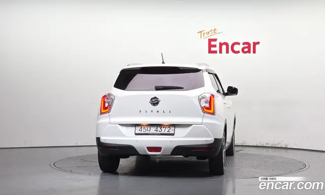 SsangYong TIBOLI 2018 1.6 автомат (гидро), миниатюра 4