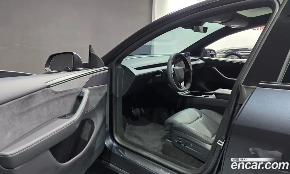 Tesla Model Y 2026 0.2 автомат (гидро), фото 13 Tesla Model Y 2026 0.2 автомат (гидро), фото 13