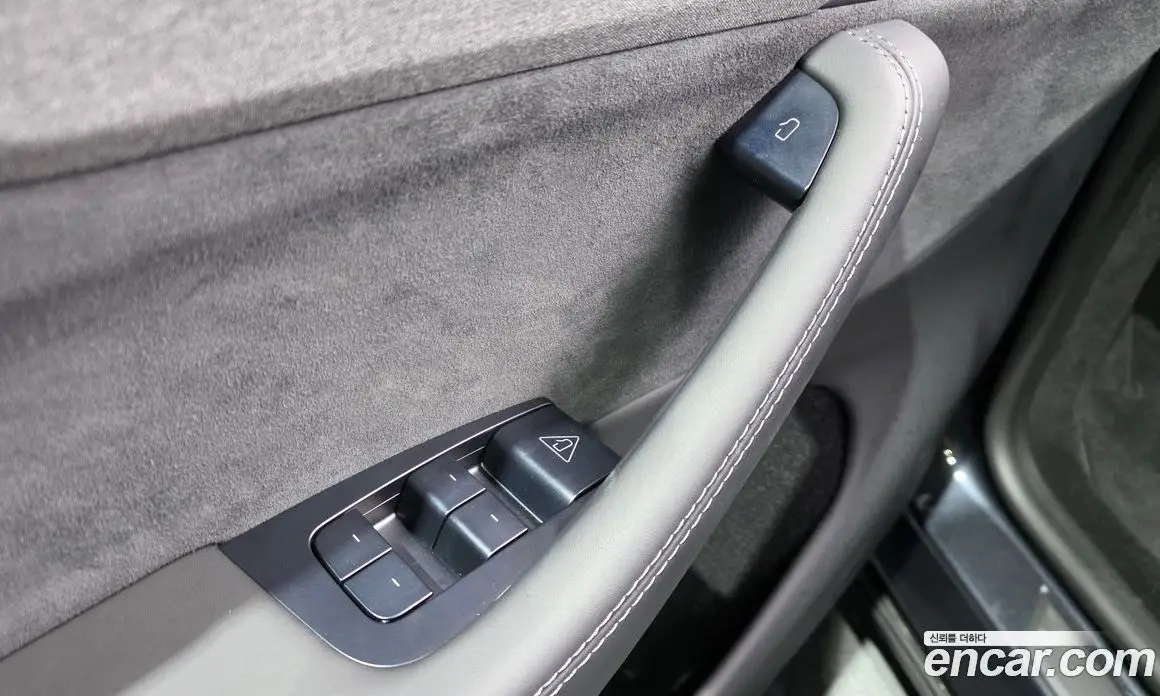 Tesla Model Y 2026 0.2 автомат (гидро), фото 33 Tesla Model Y 2026 0.2 автомат (гидро), фото 33