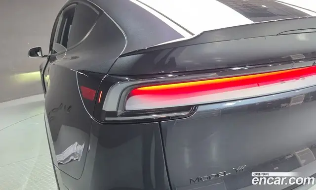 Tesla Model Y 2026 0.2 автомат (гидро), миниатюра 9 Tesla Model Y 2026 0.2 автомат (гидро), миниатюра 9