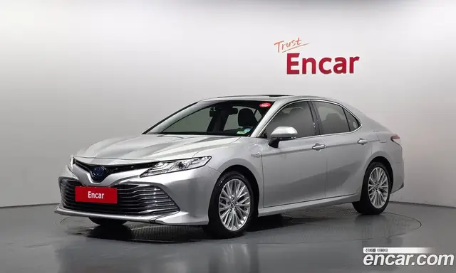 Toyota Camry 2018 2.5 автомат (гидро), миниатюра 1 Toyota Camry 2018 2.5 автомат (гидро), миниатюра 1