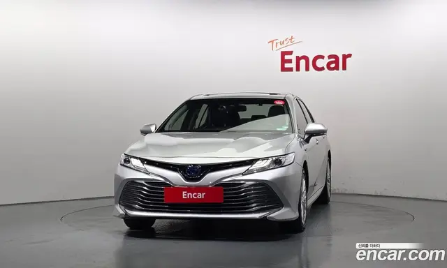 Toyota Camry 2018 2.5 автомат (гидро), миниатюра 3 Toyota Camry 2018 2.5 автомат (гидро), миниатюра 3