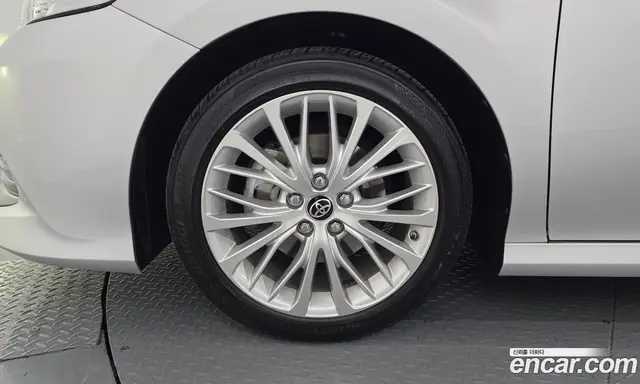 Toyota Camry 2018 2.5 автомат (гидро), миниатюра 5 Toyota Camry 2018 2.5 автомат (гидро), миниатюра 5