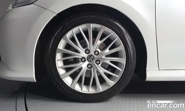 Toyota Camry 2019 2.5 автомат (гидро), миниатюра 5 Toyota Camry 2019 2.5 автомат (гидро), миниатюра 5