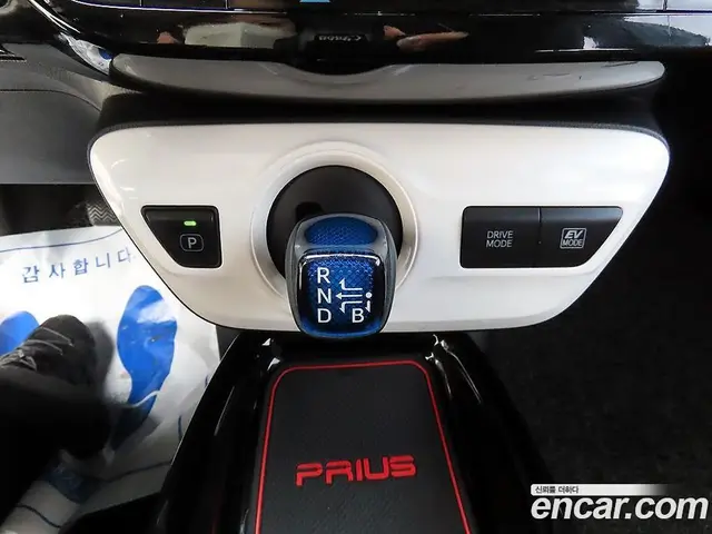 Toyota Prius 2018 1.8 автомат (гидро), миниатюра 10 Toyota Prius 2018 1.8 автомат (гидро), миниатюра 10