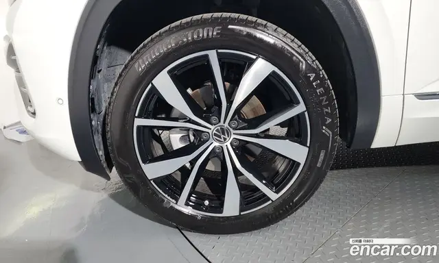 Volkswagen Atlas 2025 2.0 автомат (гидро), миниатюра 5 Volkswagen Atlas 2025 2.0 автомат (гидро), миниатюра 5