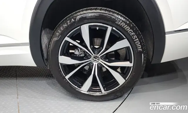 Volkswagen Atlas 2025 2.0 автомат (гидро), миниатюра 7 Volkswagen Atlas 2025 2.0 автомат (гидро), миниатюра 7
