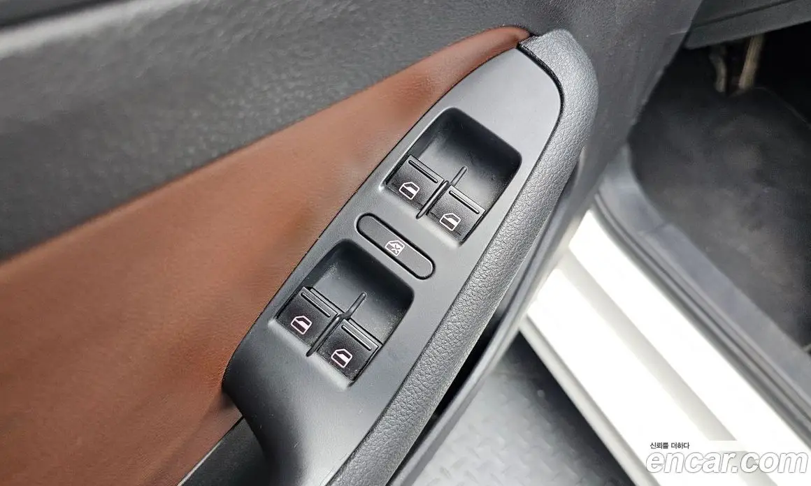 Volkswagen Jetta 2012 2.0 автомат (гидро), фото 18 Volkswagen Jetta 2012 2.0 автомат (гидро), фото 18