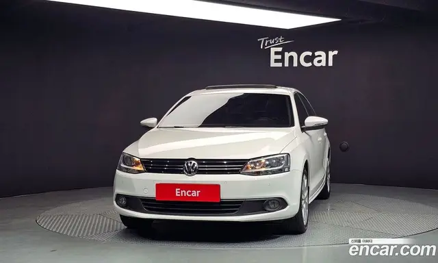 Volkswagen Jetta 2012 2.0 автомат (гидро), миниатюра 3 Volkswagen Jetta 2012 2.0 автомат (гидро), миниатюра 3