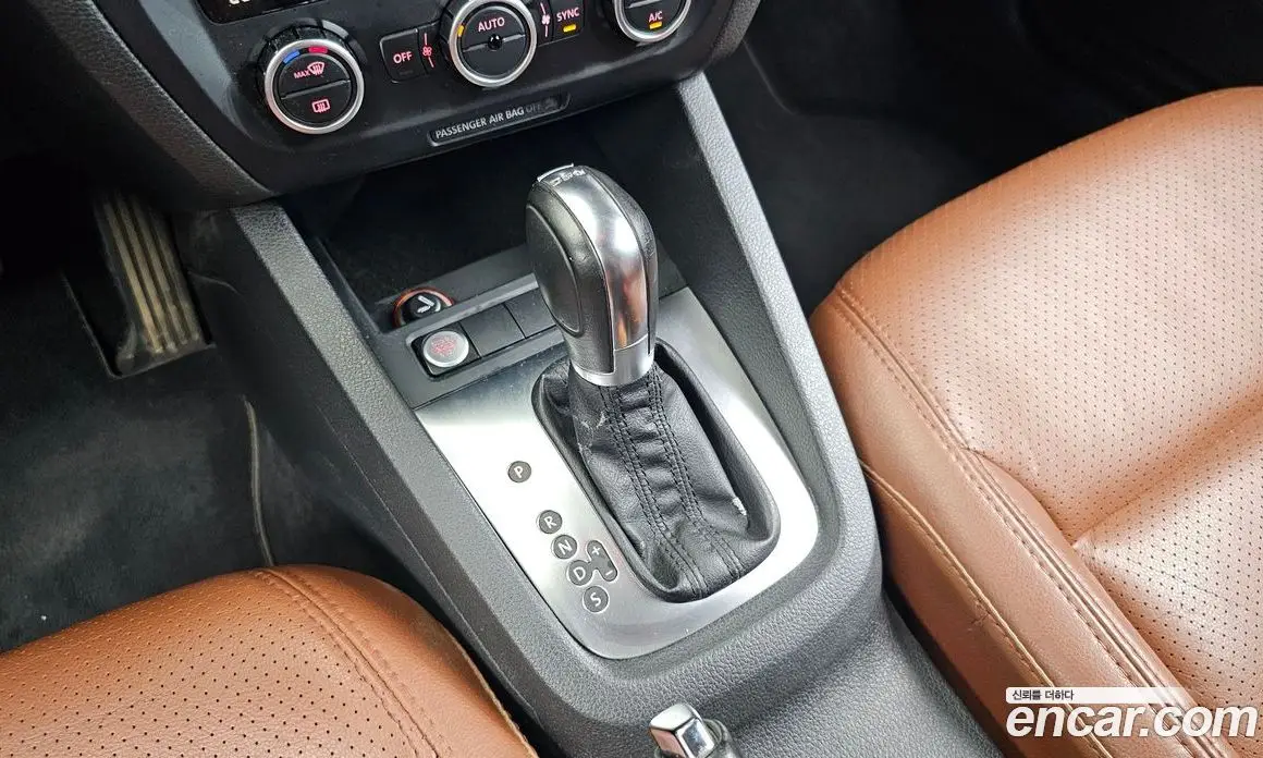 Volkswagen Jetta 2012 2.0 автомат (гидро), фото 9 Volkswagen Jetta 2012 2.0 автомат (гидро), фото 9