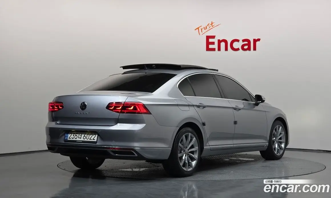 Volkswagen Passat 2021 2.0 автомат (гидро), фото 2 Volkswagen Passat 2021 2.0 автомат (гидро), фото 2