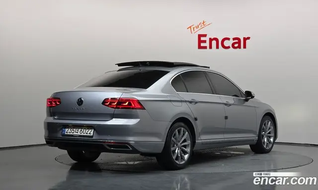 Volkswagen Passat 2021 2.0 автомат (гидро), миниатюра 2 Volkswagen Passat 2021 2.0 автомат (гидро), миниатюра 2
