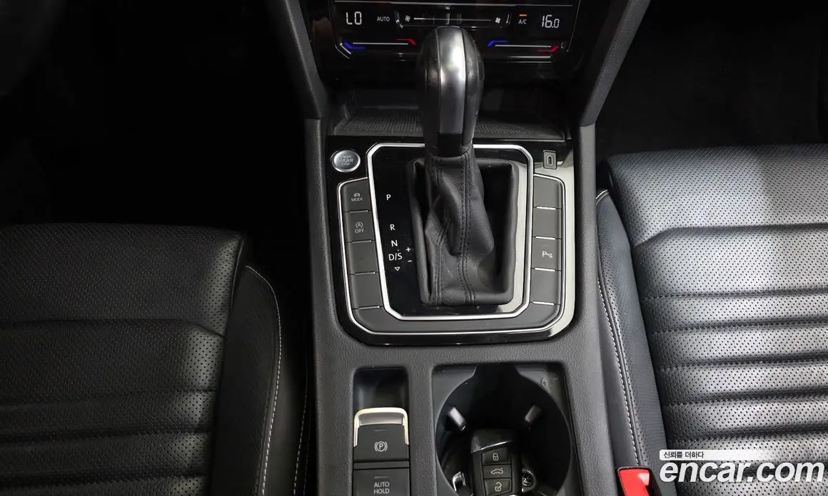 Volkswagen Passat 2021 2.0 автомат (гидро), фото 12 Volkswagen Passat 2021 2.0 автомат (гидро), фото 12
