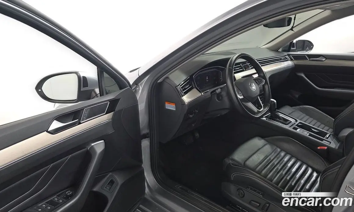 Volkswagen Passat 2021 2.0 автомат (гидро), фото 13 Volkswagen Passat 2021 2.0 автомат (гидро), фото 13