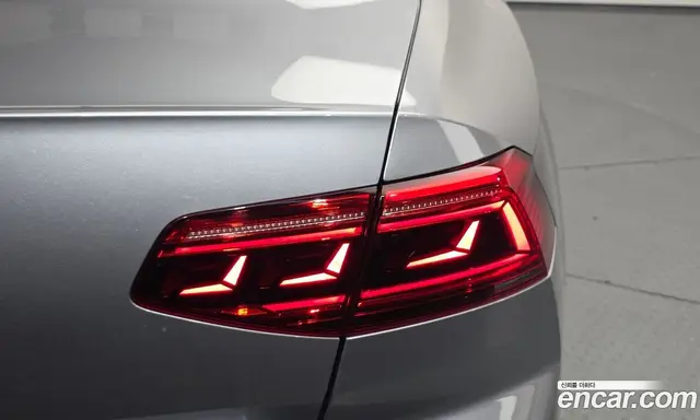 Volkswagen Passat 2021 2.0 автомат (гидро), миниатюра 9 Volkswagen Passat 2021 2.0 автомат (гидро), миниатюра 9
