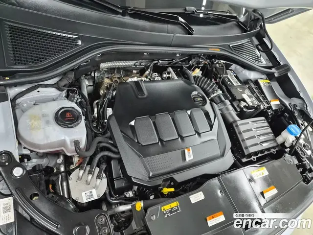 Volkswagen T-Roc 2021 2.0 автомат (гидро), миниатюра 6 Volkswagen T-Roc 2021 2.0 автомат (гидро), миниатюра 6