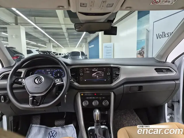 Volkswagen T-Roc 2021 2.0 автомат (гидро), миниатюра 7 Volkswagen T-Roc 2021 2.0 автомат (гидро), миниатюра 7