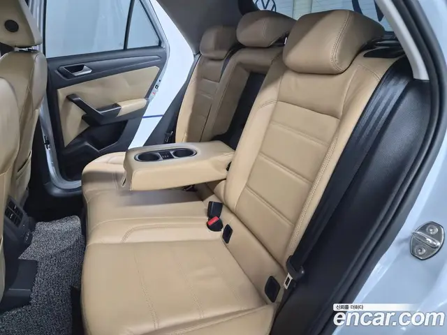 Volkswagen T-Roc 2021 2.0 автомат (гидро), миниатюра 10 Volkswagen T-Roc 2021 2.0 автомат (гидро), миниатюра 10