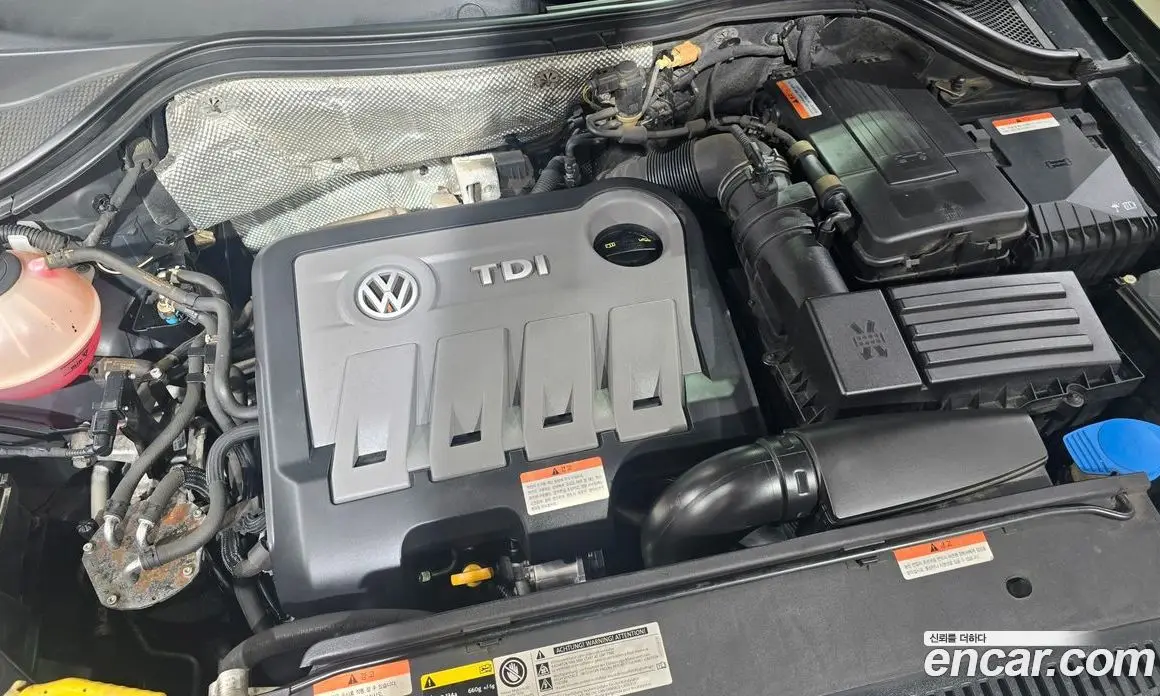 Volkswagen Tiguan 2015 2.0 автомат (гидро), фото 6 Volkswagen Tiguan 2015 2.0 автомат (гидро), фото 6