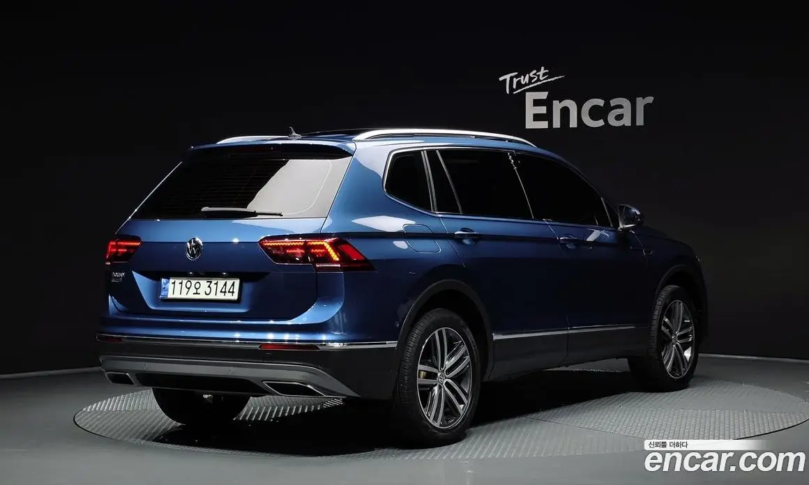 Volkswagen Tiguan 2020 2.0 автомат (гидро), фото 2 Volkswagen Tiguan 2020 2.0 автомат (гидро), фото 2