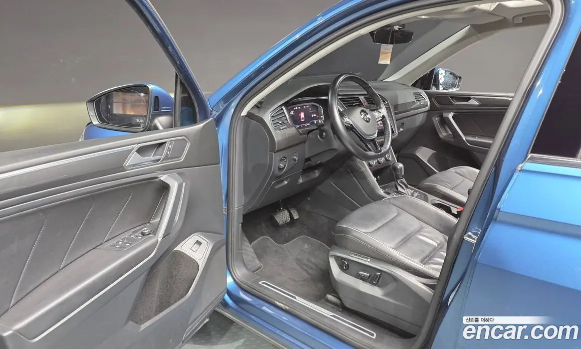 Volkswagen Tiguan 2020 2.0 автомат (гидро), фото 13 Volkswagen Tiguan 2020 2.0 автомат (гидро), фото 13