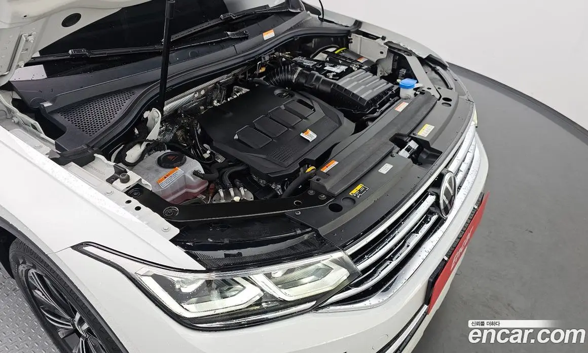 Volkswagen Tiguan 2022 2.0 автомат (гидро), фото 6 Volkswagen Tiguan 2022 2.0 автомат (гидро), фото 6