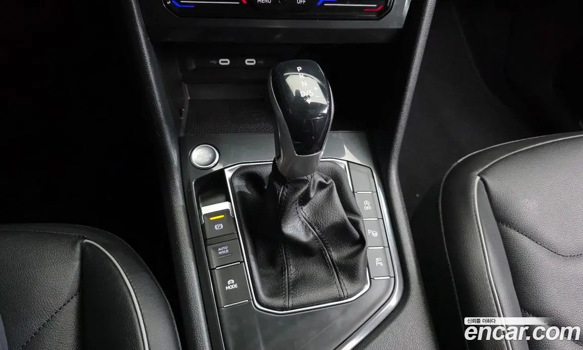 Volkswagen Tiguan 2023 2.0 автомат (гидро), фото 12 Volkswagen Tiguan 2023 2.0 автомат (гидро), фото 12