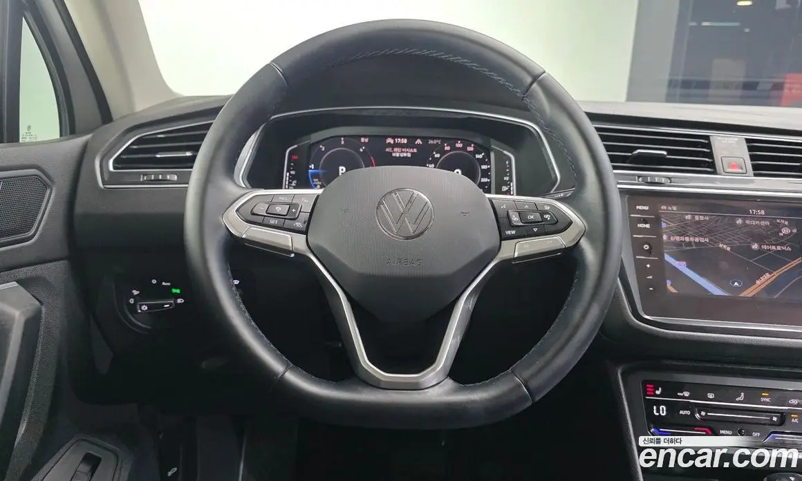 Volkswagen Tiguan 2023 2.0 автомат (гидро), фото 19 Volkswagen Tiguan 2023 2.0 автомат (гидро), фото 19
