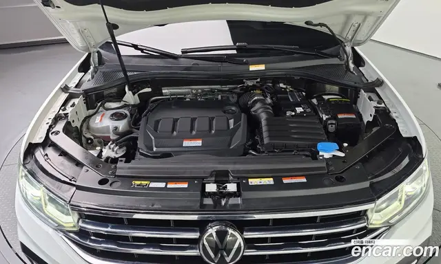 Volkswagen Tiguan 2023 2.0 автомат (гидро), миниатюра 6 Volkswagen Tiguan 2023 2.0 автомат (гидро), миниатюра 6