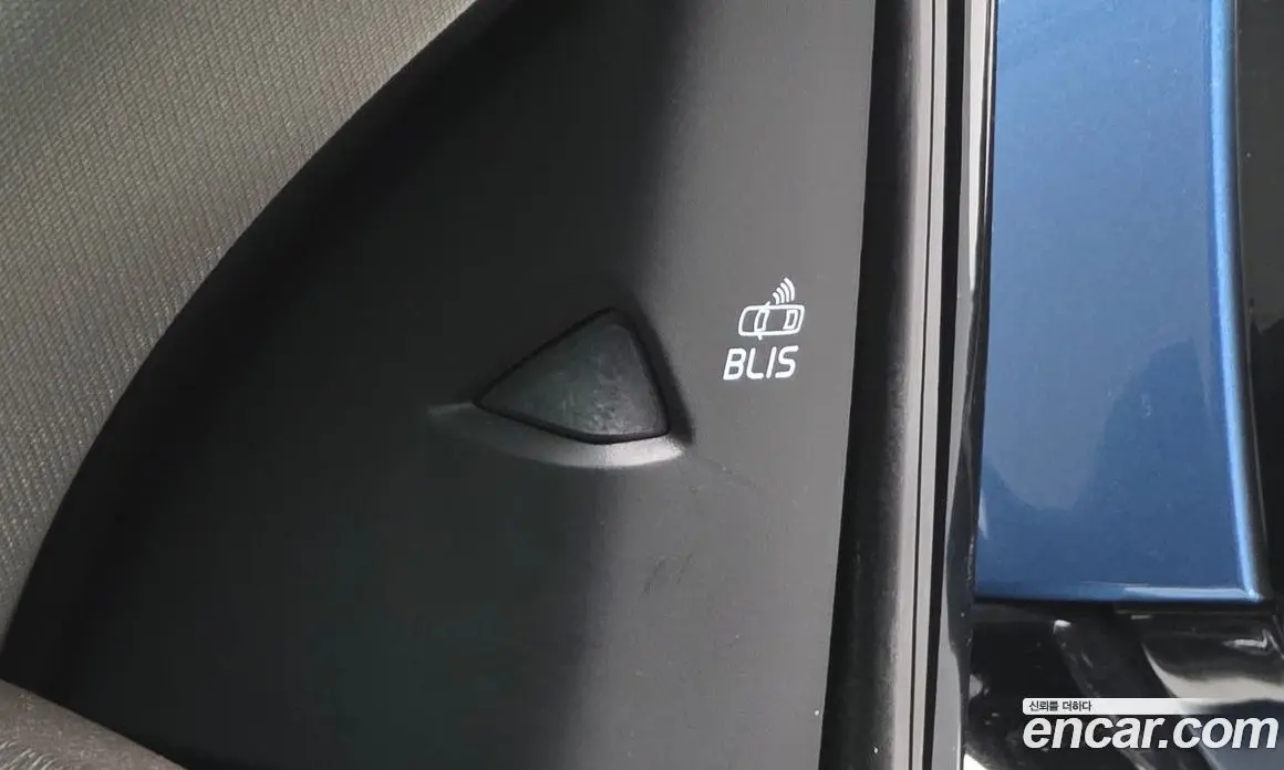 Volvo V40 2015 1.6 автомат (гидро), фото 18 Volvo V40 2015 1.6 автомат (гидро), фото 18