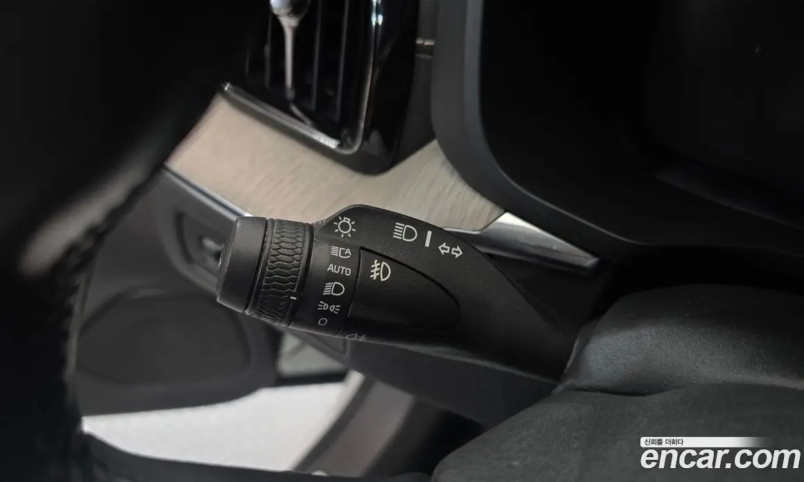 Volvo XC60 2019 2.0 автомат (гидро), фото 28 Volvo XC60 2019 2.0 автомат (гидро), фото 28
