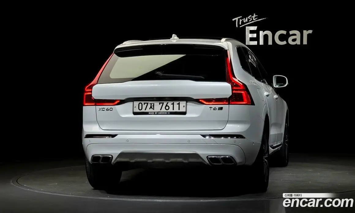 Volvo XC60 2019 2.0 автомат (гидро), фото 4 Volvo XC60 2019 2.0 автомат (гидро), фото 4
