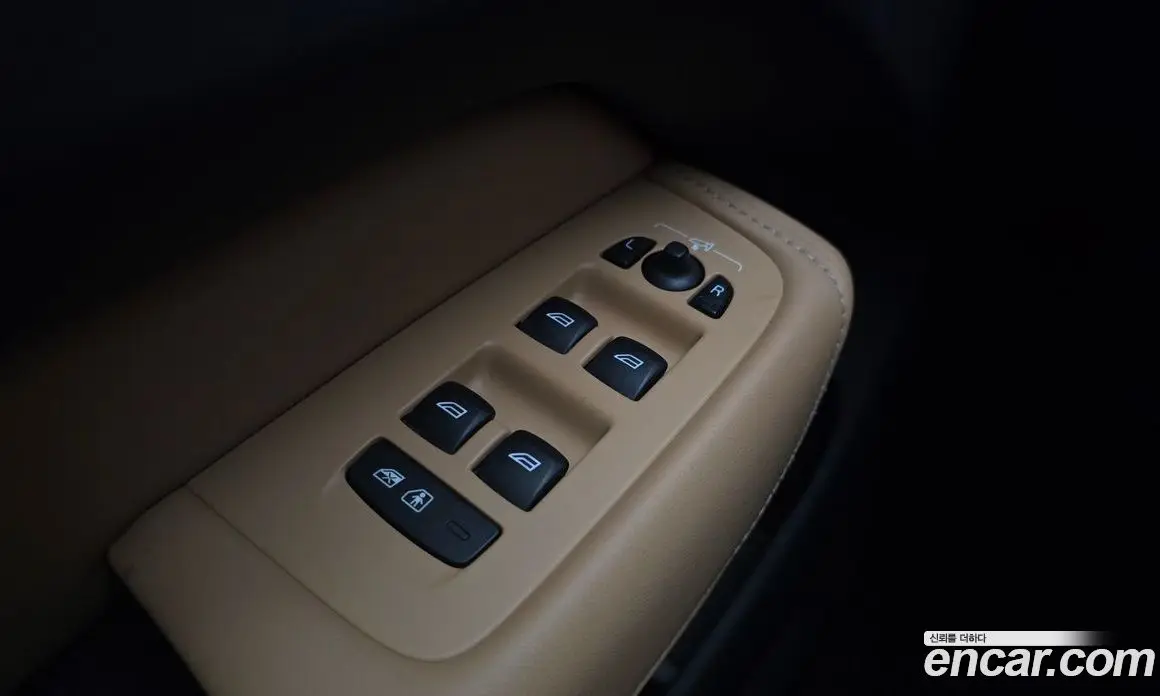 Volvo XC60 2019 2.0 автомат (гидро), фото 32 Volvo XC60 2019 2.0 автомат (гидро), фото 32