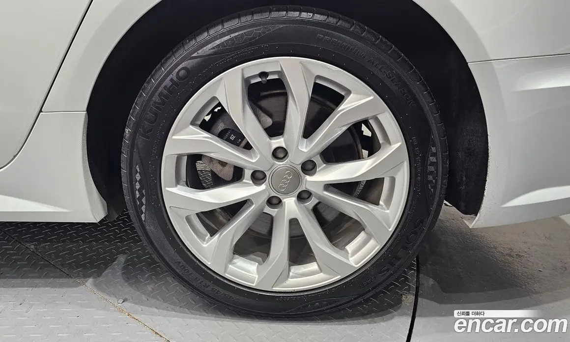 Audi A6 2018 2.0 автомат (гидро), фото 7 Audi A6 2018 2.0 автомат (гидро), фото 7