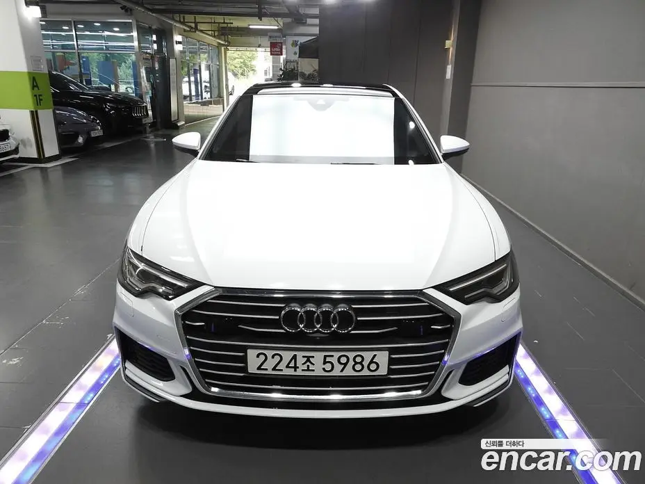 Audi A6 2021 2.0 автомат (гидро), фото 3