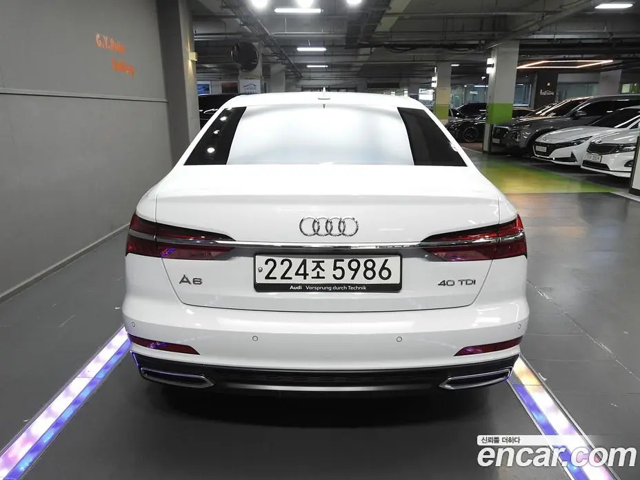 Audi A6 2021 2.0 автомат (гидро), фото 4