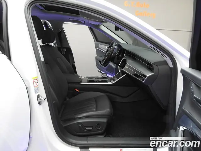 Audi A6 2021 2.0 автомат (гидро), миниатюра 10
