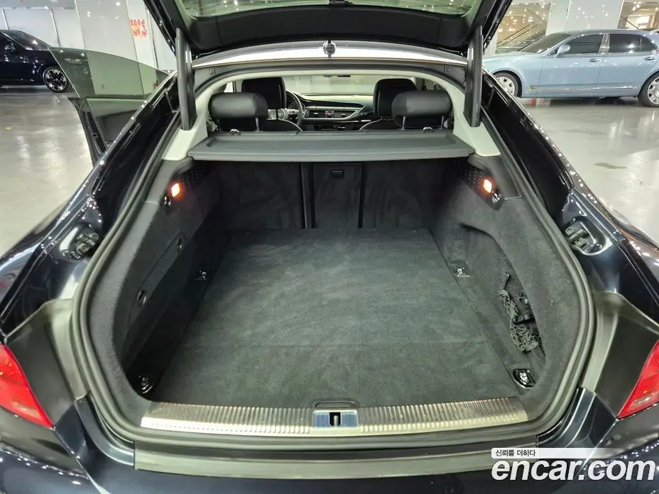 Audi A7 2014 3.0 автомат (гидро), фото 11 Audi A7 2014 3.0 автомат (гидро), фото 11
