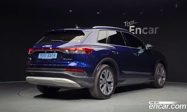 Audi Q4 e-tron 2025 0.2 автомат (гидро), миниатюра 2
