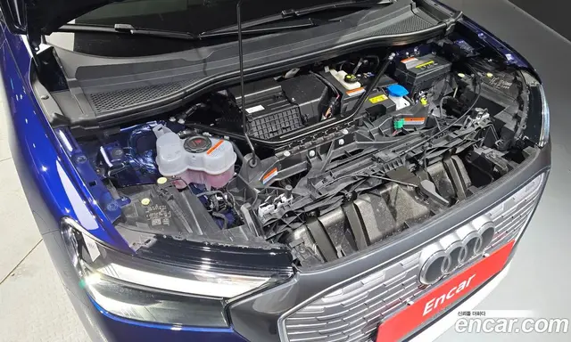 Audi Q4 e-tron 2025 0.2 автомат (гидро), миниатюра 6